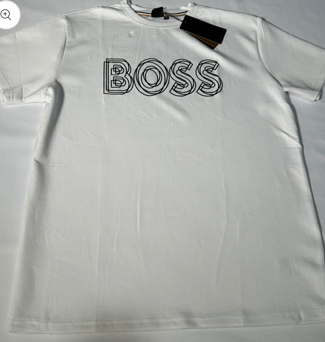 Camiseta Boss blanca diseño 2