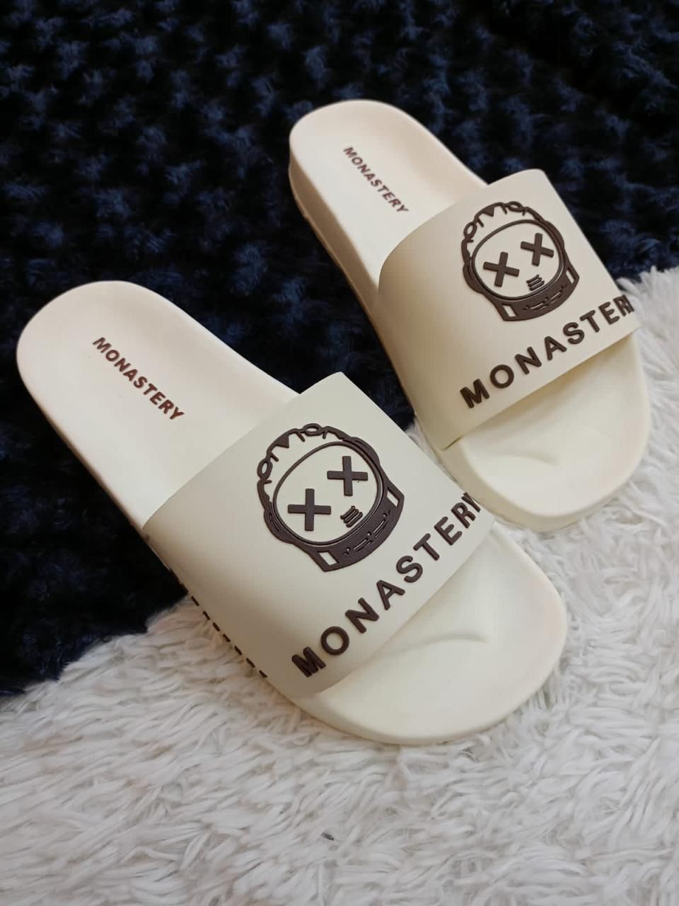 Chancletas monastery beige