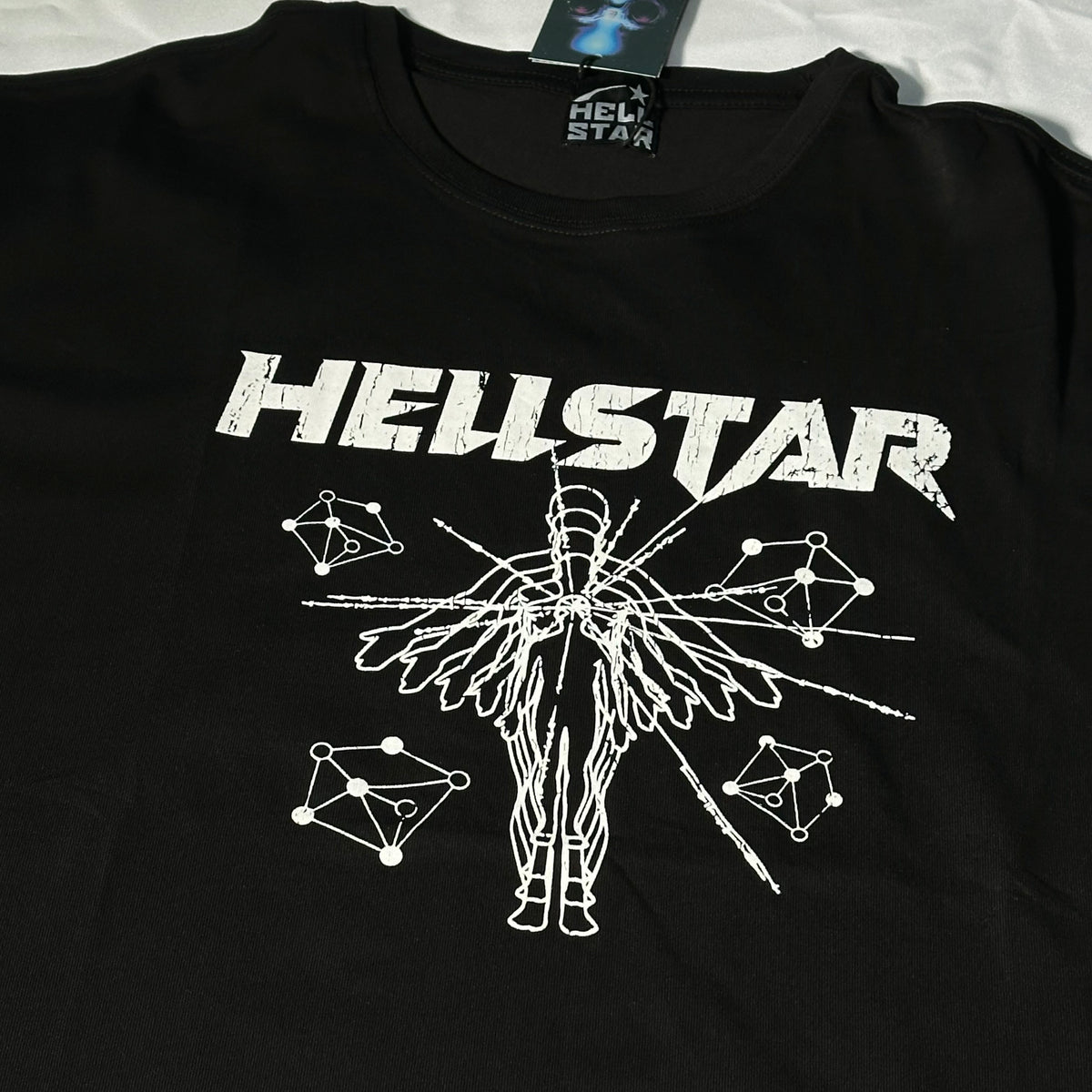 Camiseta Hell Star negra diseño 2