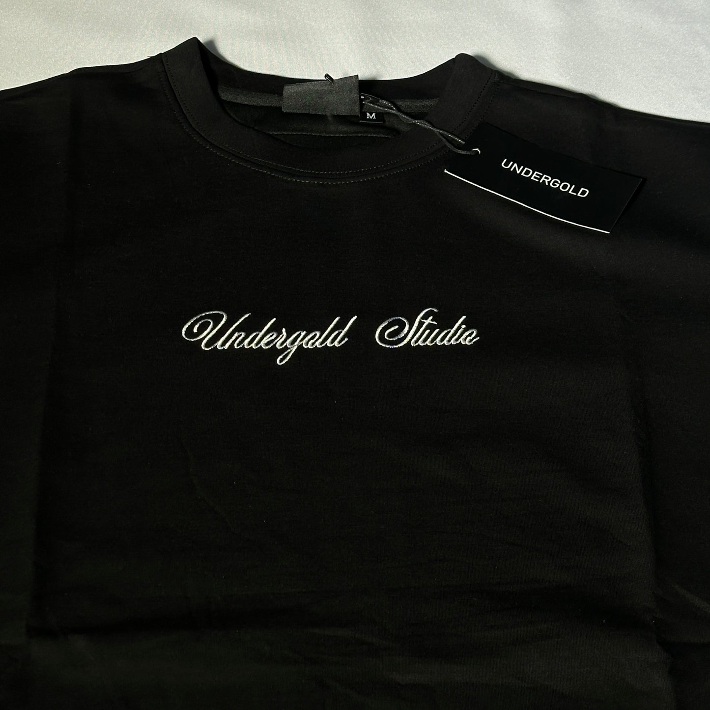 Camiseta Undergold negra