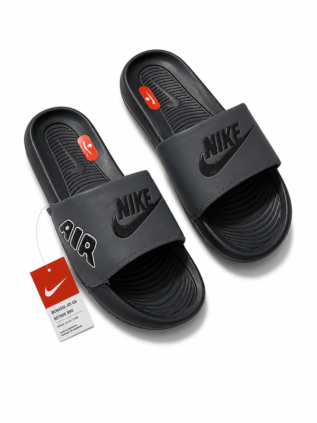 Chancletas Nike gris letras negras air