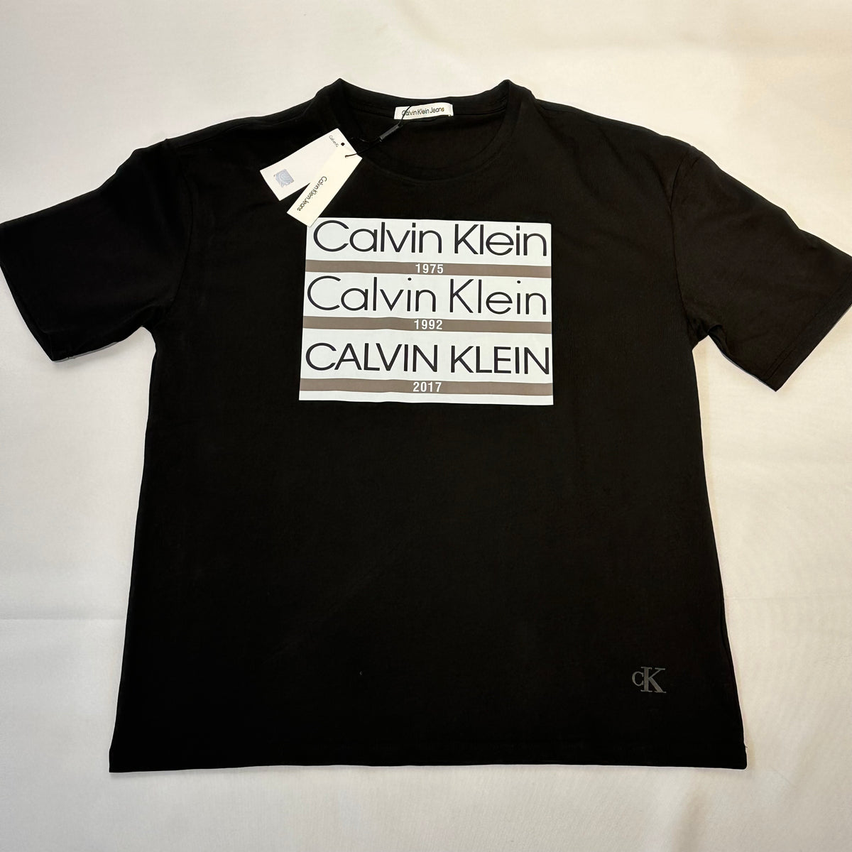 Camiseta Calvin Klein negra