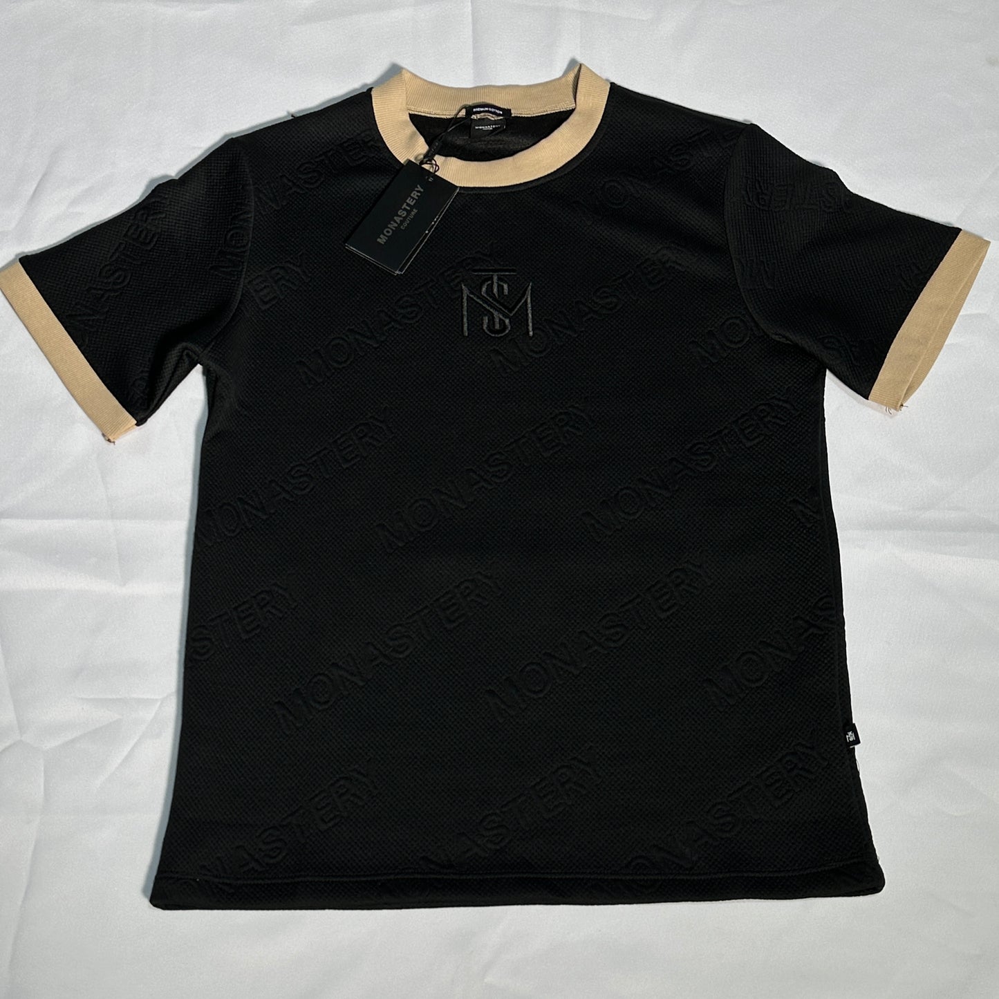 Camiseta Monastery negra