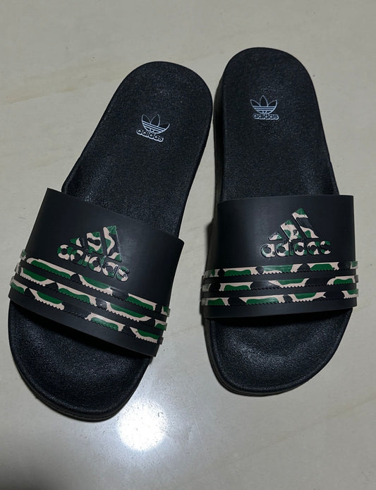 Chancletas adidas negra