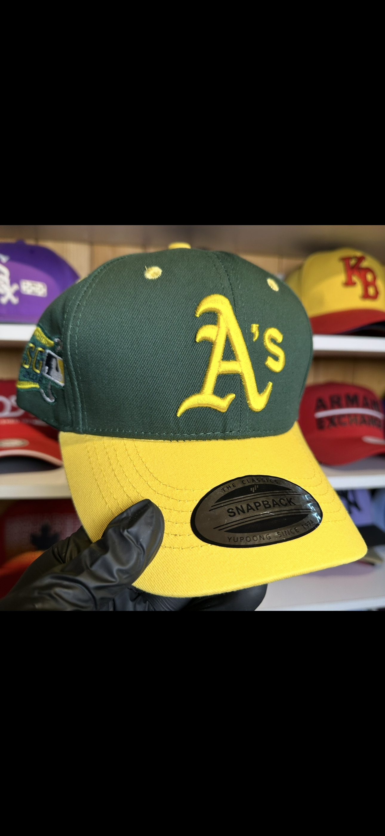 Gorra Ajustable New Era Verde con Amarillo
