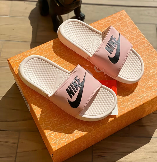 Chancletas nike coral