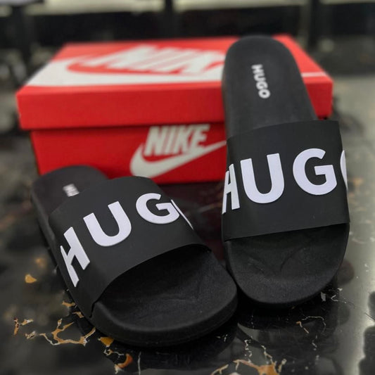 Chancletas Hugo Negras con Letras Blancas