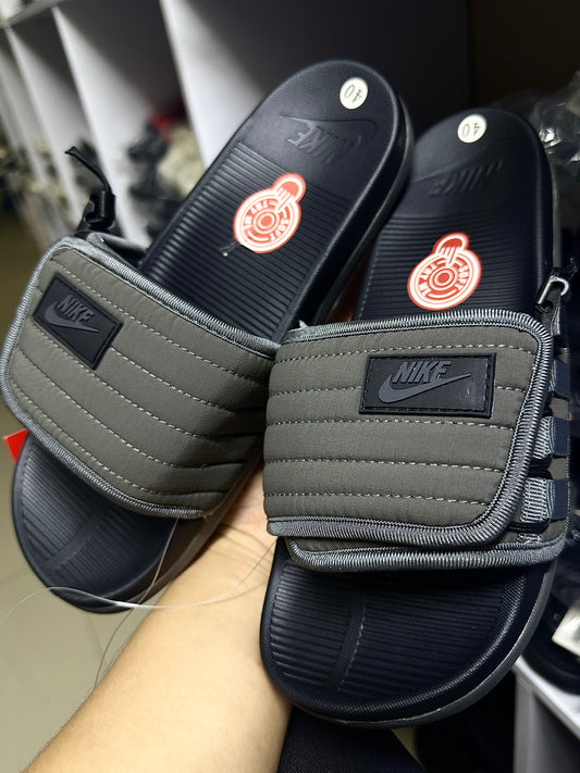 Chancletas Asuna gris con negro
