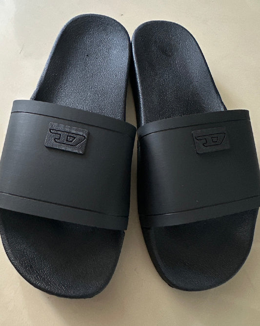 Chancletas diesel negras