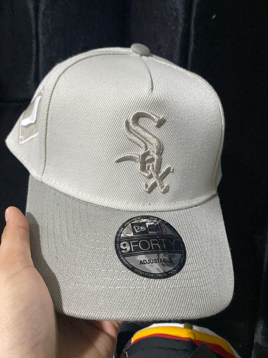 Gorra de Béisbol Curva Ajustable